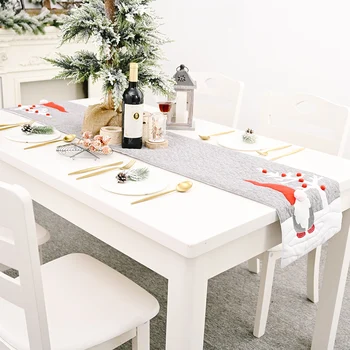 Vianočný Stôl Runner Šedá Anonymný Bábika Rodinnej Atmosfére Rozloženie Obrus Vianočné Ozdoby