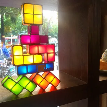 7Colors DIY Tetris Puzzle Svetlo Stohovateľné LED Stolná Lampa Constructible Blok Nočné Svetlo Retro Hra Veža Dieťa Farebné Tehly Hračka