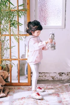 Dievčatá bavlnené legíny 2018 jar nové detské elastické strakes kórejský legíny sú k dispozícii v dvoch farbách