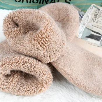 3 páry=6 kusov 2020 zimné nové Hrubé mäkké vlnené ponožky pánske zimné trubice froté ponožky farbou super hrubé teplé snehu ponožky