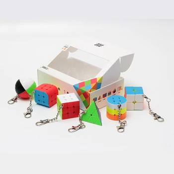 ZCUBE Zväzok 6PCS/Set Darčekové Balenie Mini Magic Kocka 2x2x2 3x3x3 magické gule, Valca Keychain Puzzle Vzdelávacie hračky pre Deti,
