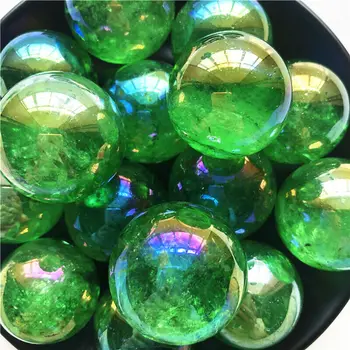 1PC 29-31mm elektrolyticky pokrývajú Zelená Titán Aura Biela Kremeň Gule Crystal Oblasti Loptu Dekor Prírodné Kamene a Minerály