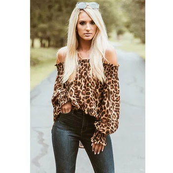 Ženy Klasická Leopard Tlač Off Ramenný Módne Topy Lístkového Rukáv Voľné Blúzky