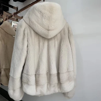 Vysoká kvalita 2019 nový štýl krátke reálne noriek kožušinový kabát dovezené noriek kožušiny Pravý Luxus Noriek Kožušiny Zimný Kabát s kapucňou