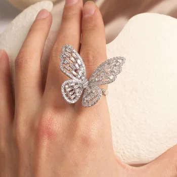 Lesklé Strane Nové Doplnky, Elegantné Crystal Butterfly Nastaviteľná Prstene pre Ženy Jednoduchý Štýl Zirconia Svadobné Zásnubné Prstene