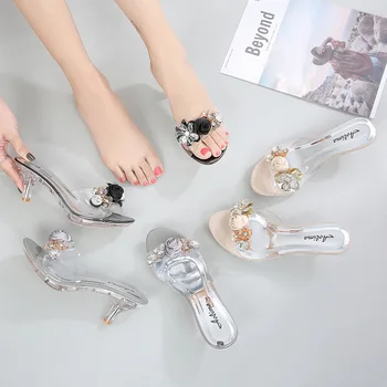 2019 Lete Ženy Papuče Crystal Kvety 6,5 CM Vysoké Podpätky Tkaných Listov Lady Transparentné Flip Flop Papuče Jelly Sandále, Topánky