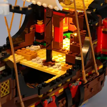 Kompatibilné s LEGO Model Pirátskej Lodi Tvorivé Montáž Osvetlenia LED Budovy Svetlo 31109 Bloky Pre LEGO LED Súprava O6U1