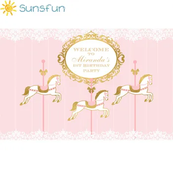 Sunsfun jednorožec tému narodeninovej party pozadie cirkus karneval kolotoč kôň ružové pruhy pozadia fotografie, fotka streľba