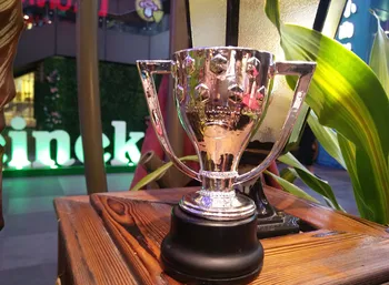 La Liga Majstrovstvá Trofej Futbal cup Futbalové Suveníry Ocenenie pre Futbalový Zápas Udelenie Šampiónov Ocenenie Zadarmo Shippin