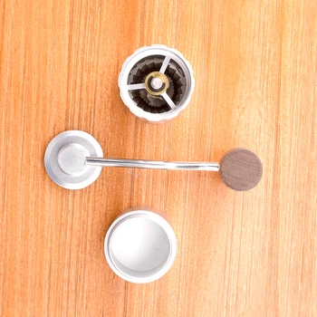 Diguo Mini Príručka nehrdzavejúcej ocele jadro Mlynček na Kávu Nastaviteľné Kávy Mlyn s úložným Gumy Slučky Jednoduché Čistenie prenosné