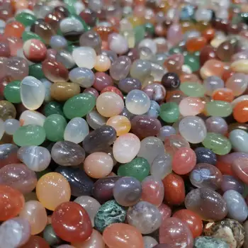 Prírodný kameň Achát leštené farebné achát rozhádzané kamene