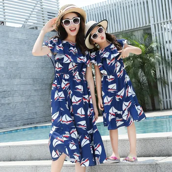 Šaty pre mamu a dcéru rovnaké oblečenie pre celú rodinu Lete rovnaké šaty v dovolenku