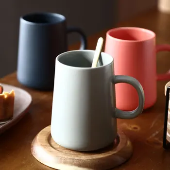 Moderné a jednoduché káva hrnček veľkú kapacitu módne tvorivé hrnček Nordic štýl šálku kávy praktický a prenosný Hrnčeky