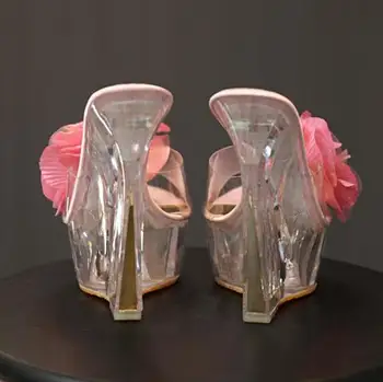 Crystal žena kliny päty papuče ženy nepremokavé platformu sandále sexy kvety vysoké podpätky pohode papuče 669