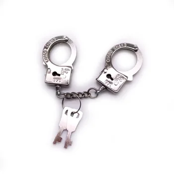 DOPRAVA ZADARMO DHL 100ks/veľa Nových Módne Kovové Mini Handcuff Tvarované Keychains Malé Handcuff Keyrings Blistri Karty Balenie