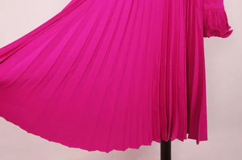 Vysoká kvalita 2019 jeseň a v zime sa novou módnou farbou štruktúru tkaniny skladaný rozstrapatené dekoratívne čipky Slim dámske šaty