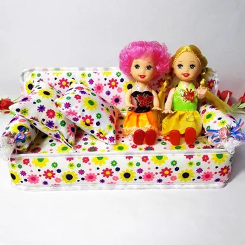 5 KS Roztomilý domček pre bábiky s Nábytkom Kvet Handričkou Pohovka, Gauč S 2 Vankúšmi + 2 Kelly Bábika Barbie Doll House Hračky Najlepší Darček