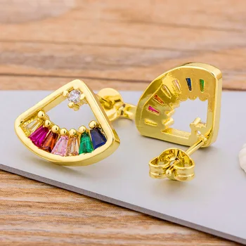 Meď CZ Stud Náušnice Rainbow Drahokamu Zlatá Farba Náušnice Pre Ženy kórejský Náušnice Zirconia Crystal Kúzlo Šperky Darček
