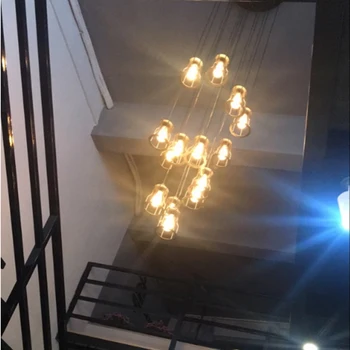 Moderné, jednoduché, schodisko, jedáleň luster reštaurácia tvorivé osobnosti villa dvojité revolvingové schodisko lampa prívesok na čítanie