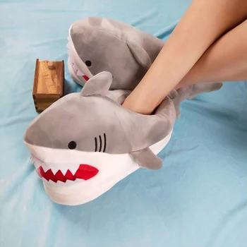 Funny dom papuče unisex dizajnér shark topánky dievčatá udržať v teple spálňa kožušiny listov dámske topánky 2020 nový príchod