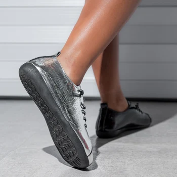 Ženské bytov Návrhár obuvi ženy slávnej značky ženy kožené topánky dámske členkové topánky 2020 módne ženy mokasíny plus veľkosť