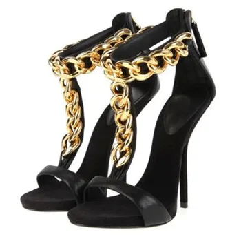 Shofoo topánky.Štýlové, nové, dámske topánky, čierne textílie, zlaté reťaze, sandále stiletto, dámy sandále, dámske topánky. VEĽKOSŤ:34-45