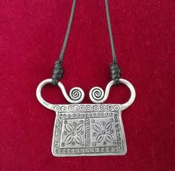 Guizhou Miao Etnických Šperky Vyrábané Ručne Miao Strieborný Náhrdelník S Príveskom, Náhrdelník Reťazca Znakov Rytie Zámok