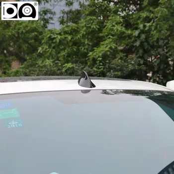 Renault Kangoo príslušenstvo Predné shark fin antény špeciálne antény autorádia auto Silnejší signál Klavírny lak