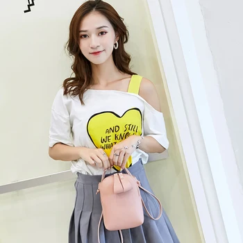 ženské Malá taška 2019 nové letné módy kórejská verzia ženy Messenger taška wild kabelka C42-70