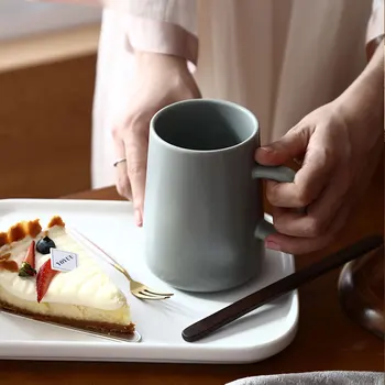 Moderné a jednoduché káva hrnček veľkú kapacitu módne tvorivé hrnček Nordic štýl šálku kávy praktický a prenosný Hrnčeky