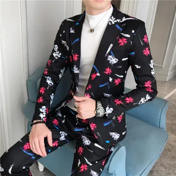 2020 Nové príležitostné kvetinový vytlačené muži obleky kórejský streetwear black navy-blue prípade strany slim fit vyhovuje dve kus Ázie veľkosť