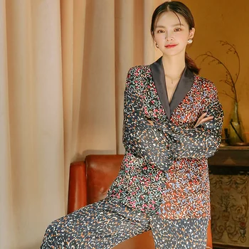2021 Módne hodváb pyžamá pre ženy na jar a na jeseň dlhý rukáv sleepwear môžu byť nosené mimo Canruo star vyhovovali domáce oblečenie