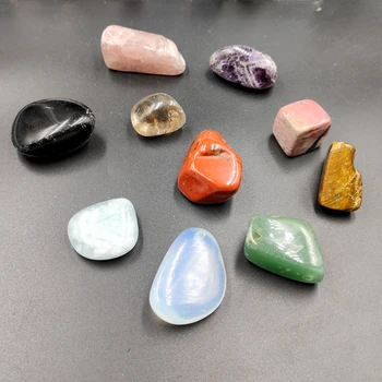 Dvadsať-štyri druhy Prírodný štrk crystal a hrubý kameň, Kremeň Rock Minerálne vzor Liečenie Reiki Zber drahokam