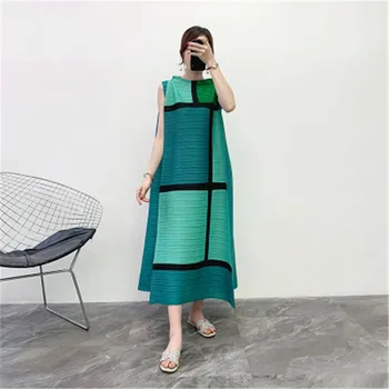 Ženy šaty Miyake násobne farby zodpovedajúce šaty 2020 lete nové voľné veľké veľkosti, farby zodpovedajúce šaty dlhé ženské šaty