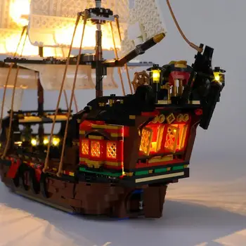 Kompatibilné s LEGO Model Pirátskej Lodi Tvorivé Montáž Osvetlenia LED Budovy Svetlo 31109 Bloky Pre LEGO LED Súprava O6U1