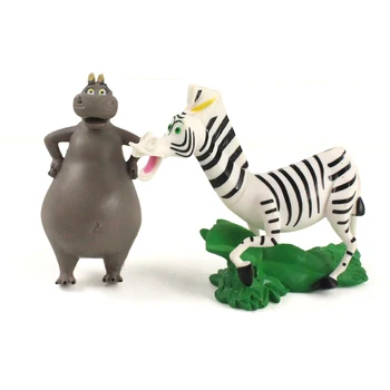 4pcs/veľa Cartoon Zvieratá Lev, Zebra, Žirafa, PVC Údaje Madagaskar Model Hračky Narodeniny darček pre Deti