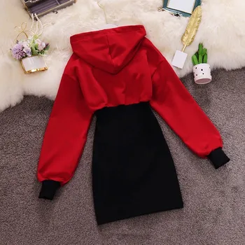 štýl s kapucňou svietidla rukávy pás hit farba falošné dvoch-dielny pletené package hip šaty žena 2020 nové