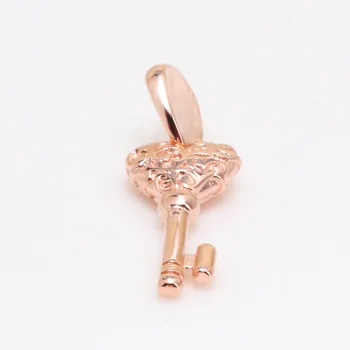 Autentické 925 Sterling Silver Čaro New Rose Gold Key Regal Módny Prívesok Fit Ženy Pandora Náramok & Náhrdelník Diy Šperky