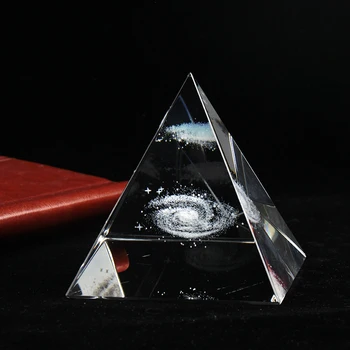 Kvalita Shinning 3D Laserové Galaxy Crystal Pyramídy Dekorácie Remesiel Ornament Figúrky Miniatúr, Domáce Dekorácie, Doplnky