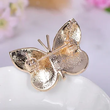 Funmor Luxusné Motýľ Brošňa Crystal Kolíky Ženy, Dievčatá Šaty Windbreaker Šatku Dekorácie, Šperky Strany, Svadobné Ozdoby, Darčeky