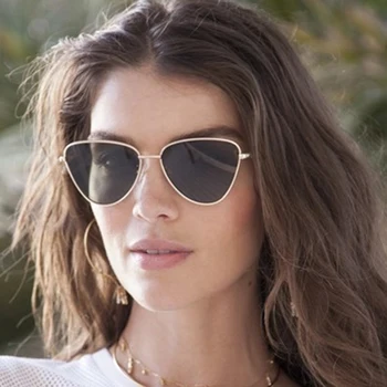 Móda Žien Farba Luxusný Byt Top Cat Eye slnečné Okuliare Elegantné Fialové oculos de sol nadmerné Slnečné okuliare pre ženy UV400