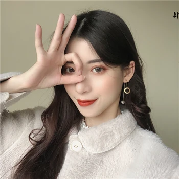 Flashbuy Nový kórejský Pearl Dlhé Kovové Náušnice Kvapka pre Ženy 2020 Geometrické Vyhlásenie Náušnice Minimalistický Šperky