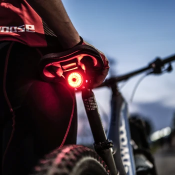 TWOOC Auto Brzdy Snímanie Bicykel Zadné Svetlo na Bicykli Smart zadné svetlo USB Nabíjanie MTB Noc Cyklistické Lampa Cestnej Bike LED Bezpečnostné Svetlo