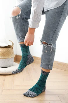 Pánske Medeum Výška Skúmavky Prst Ponožky Bavlna Pohodlné Nosenie-Odolný Jeseň a v Zime 5 Prst Pruhované Ponožky Harajuku Pack Ponožky