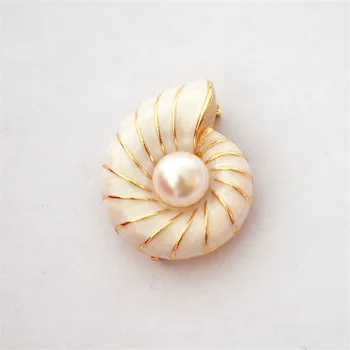 Nové retro štýl Smalt Conch osobnosti módy jednoduché imitácia perly brošňa mužov a žien