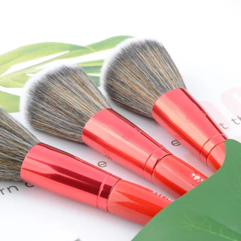 1 kus Pro mini Airbrush #55.5 Prášok blusher make-up štetce prenosné červená Make-up štetec syntetické Vlasy dreva rukoväť