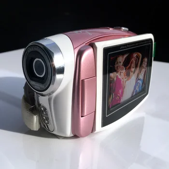 Prenosný HD Digitálna videokamera s 2,5 palcový LCD Otáčanie Obrazovky mini DV Nahrávanie Videa 1000MAH Li-ion batéria DVC50