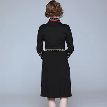 ZP 8537 2019 Európskej Americký retro módne vyšívané bábika golier šaty strednej dĺžky Šaty