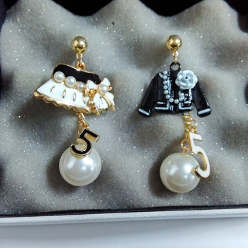 Slávny dizajn golden pearl náušnice pre ženy, číslo 5 spp módne šperky