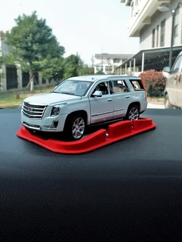 Well 1:24 2017 Cadillac auto zliatiny auto model simulácie auto dekorácie kolekcie darček hračka lejacích model chlapec hračka